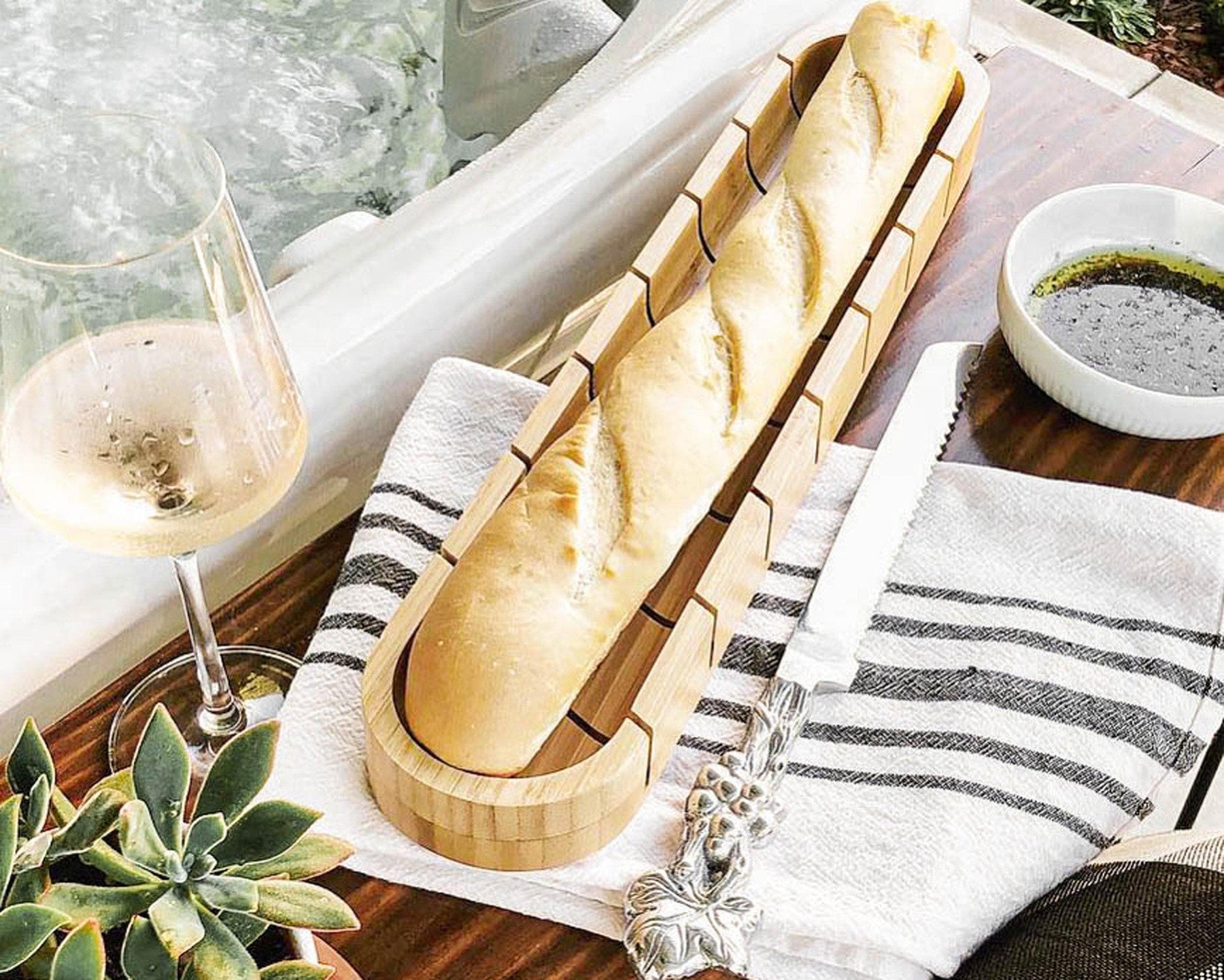Arthur Court Baguette Board with Bread Knife - Thumbnail 5